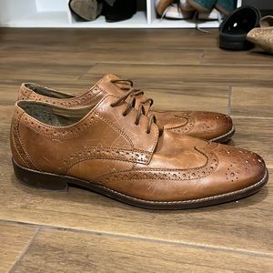 Men’s Oxford shoes. Still in very good condition. Only worn once.